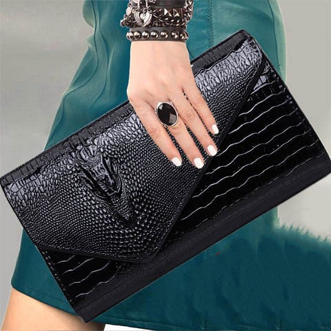 The Blackthorn Clutch