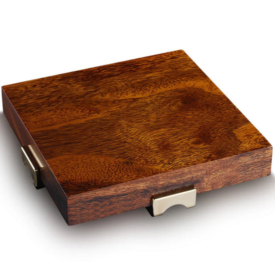 Cedar Wood Smoking Stand